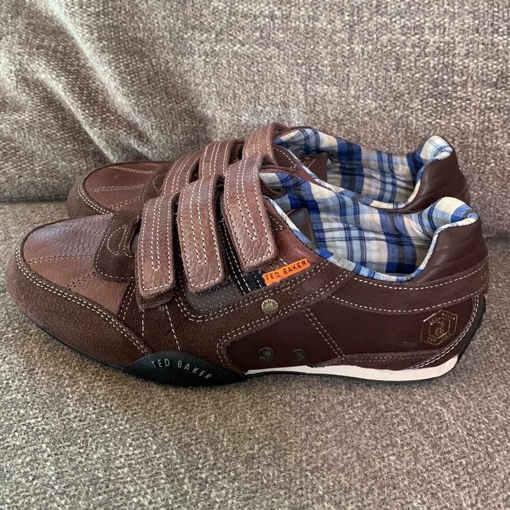Ted Baker for kids or adult brown casual shoe. Size USA: 4.5 Euro: 37 UK: 4 NIB.